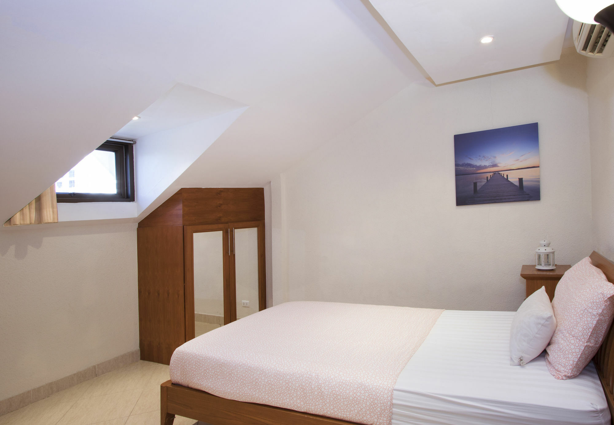 Ashford Villas Cosy Beach Pattaya Exterior photo